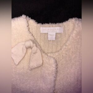 Burberry girls sweater
